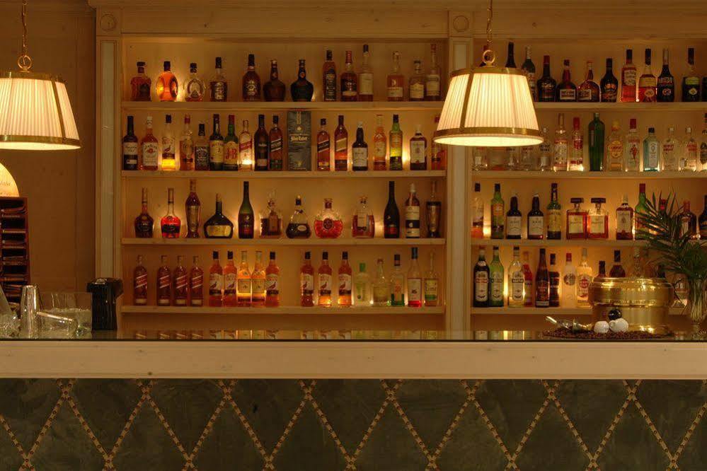 Santa Marina Arachova Hotel מראה חיצוני תמונה