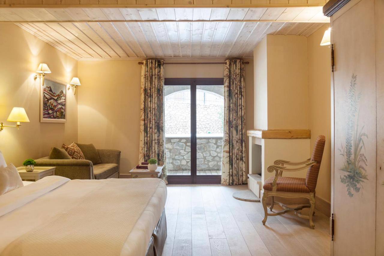 Santa Marina Arachova Hotel מראה חיצוני תמונה